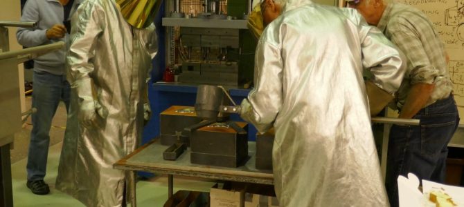 Helgjuten laboration i MTK – 2018 Helgjuten laboration i MTK – 2018